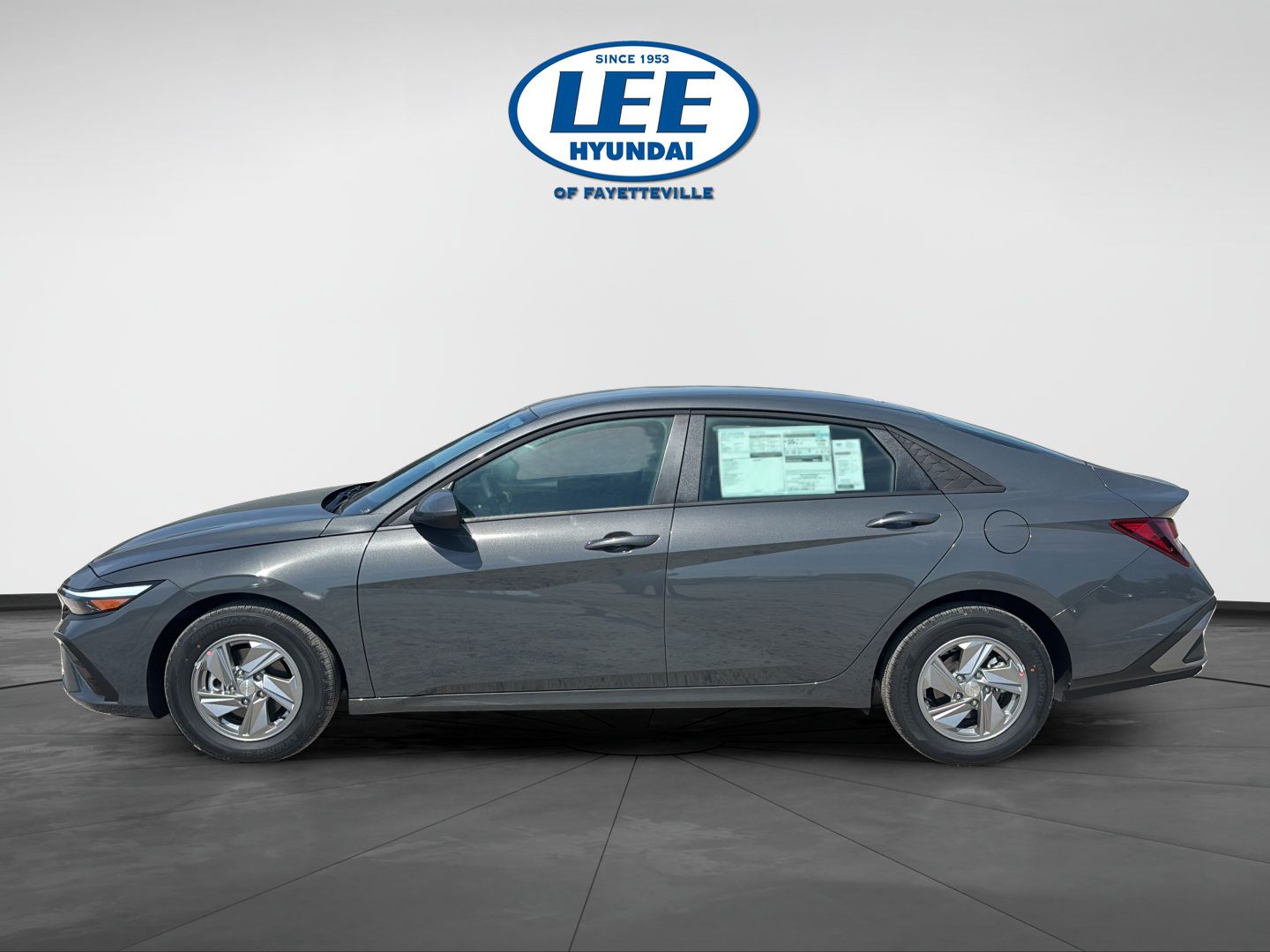 Certified 2026 Hyundai Elantra SE FWD image 6