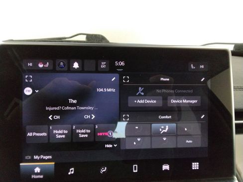 Used 2022 Jeep Compass Limited image 22