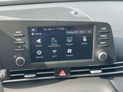 New 2026 Hyundai Elantra SE FWD image 14