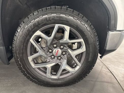 Used 2021 GMC Sierra 1500 SLT image 12