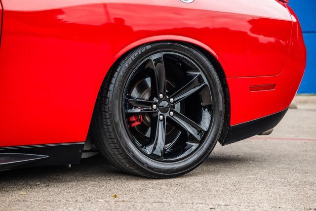 Used 2015 Dodge Challenger R/T w/ Quick Order Package 28B R/T RWD image 45