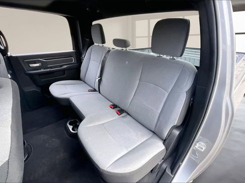 Used 2022 RAM 3500 Big Horn image 23