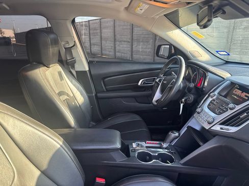 Used 2017 GMC Terrain SLT w/ Open Road Package FWD image 24