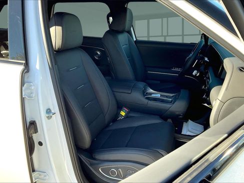 New 2026 Hyundai Palisade Calligraphy FWD image 11
