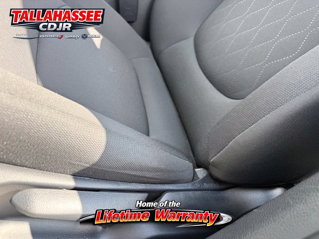 Used 2024 Toyota Corolla Cross LE FWD image 21