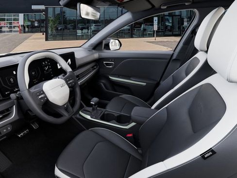 New 2025 Kia K4 GT-Line w/ GT-Line Premium Package image 17