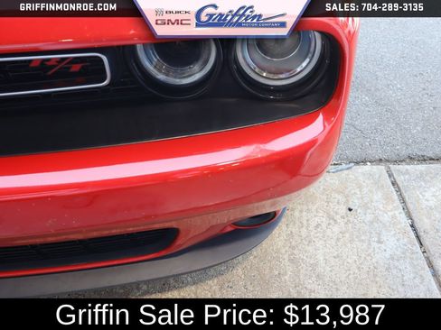 Used 2016 Dodge Challenger R/T Plus RWD image 9