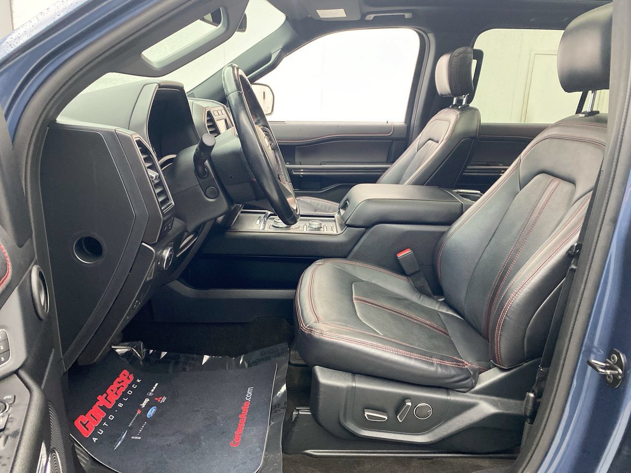 Used 2020 Ford Expedition Limited w/ Equipment Group 303A AWD/4WD image 14