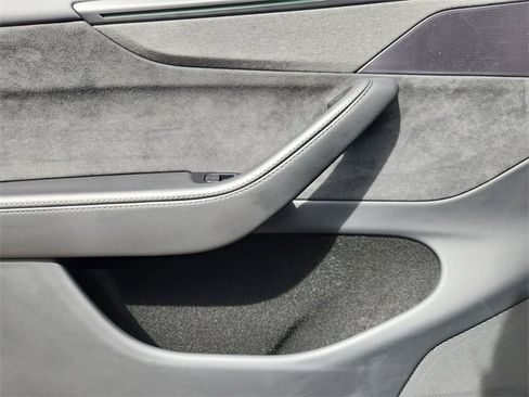 Used 2026 Tesla Model Y 2WD image 22