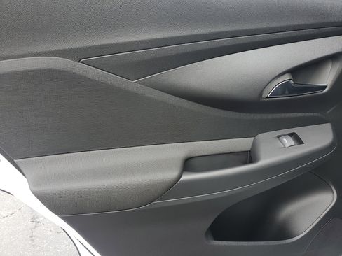 New 2026 Buick Envista Preferred image 11