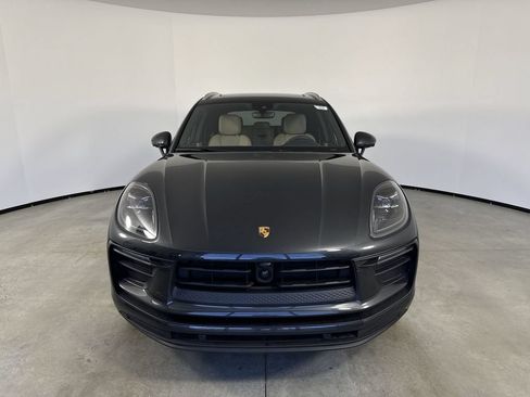 Certified 2024 Porsche Macan AWD/4WD image 10