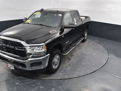 Used 2021 RAM 2500 Big Horn image 32