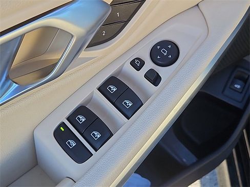 Used 2020 BMW 330i xDrive Sedan w/ Driving Assistance Package image 28