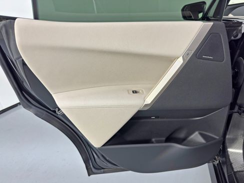 Used 2022 BMW iX xDrive50 w/ Premium Package image 46