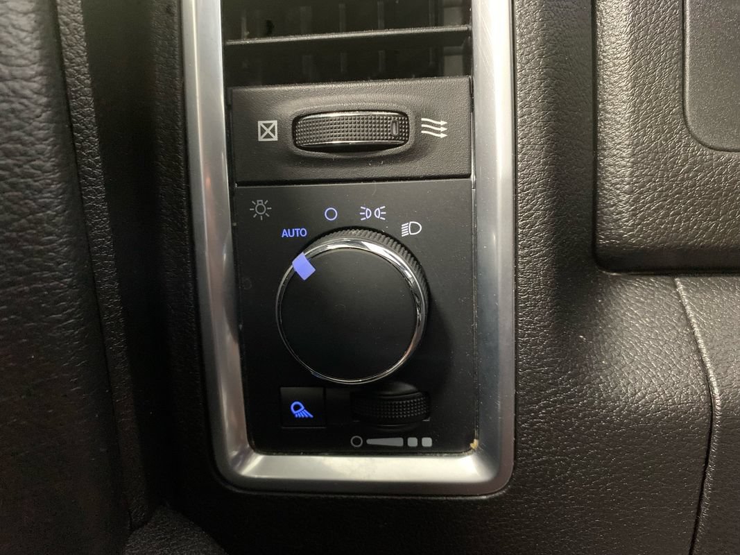 Used 2022 RAM 1500 Warlock w/ Electronics Group AWD/4WD image 35