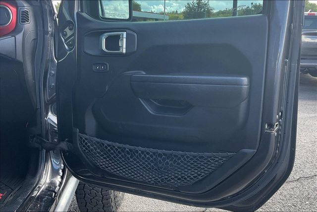 Used 2022 Jeep Gladiator Rubicon w/ LED Lighting Group AWD/4WD image 19