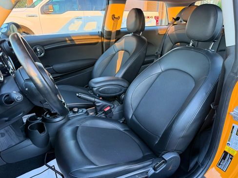 Used 2017 MINI Cooper 2-Door Hardtop FWD image 13