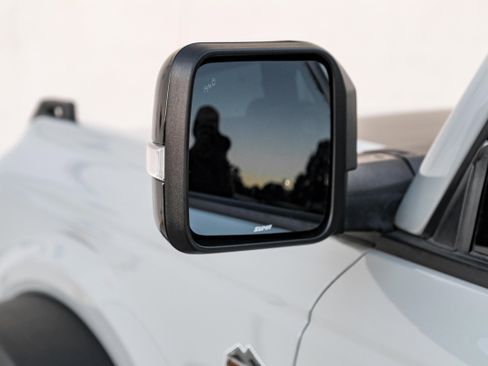 Used 2021 Ford Bronco Wildtrak image 38