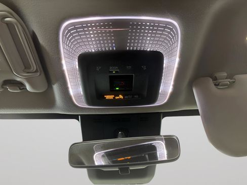 Used 2023 Toyota Prius LE image 29