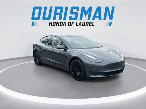 Used 2022 Tesla Model 3 Performance image 2