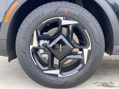 New 2026 Kia Sportage EX image 10