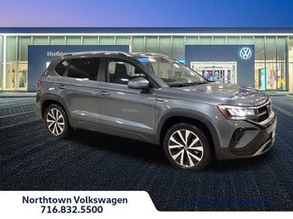 Used 2022 Volkswagen Taos SE video 1