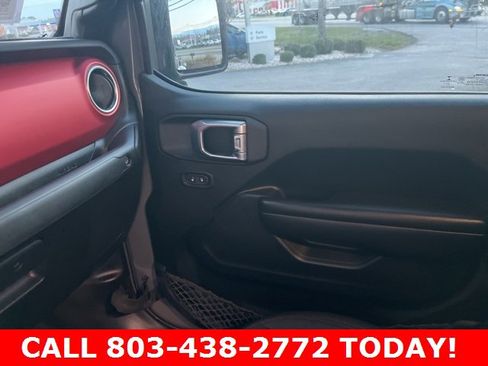 Used 2021 Jeep Gladiator Rubicon image 30