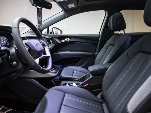 New 2026 Audi Q4 e-tron Premium image 20