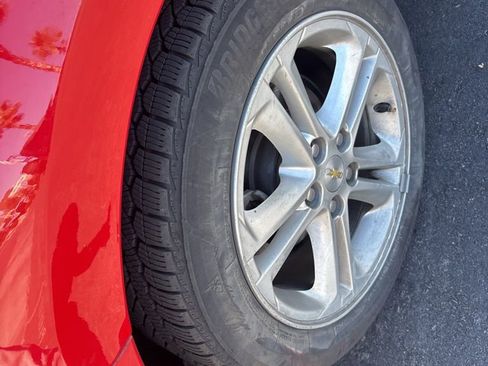 Used 2017 Chevrolet Cruze LT w/ Convenience Package image 22