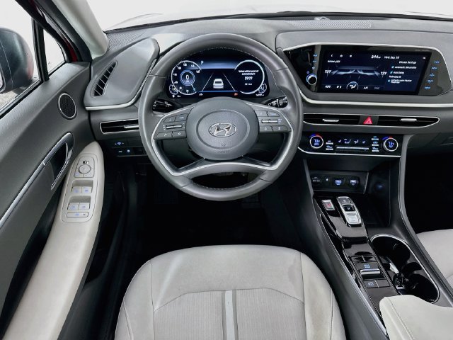 Used 2023 Hyundai Sonata SEL w/ Convenience Package FWD image 11