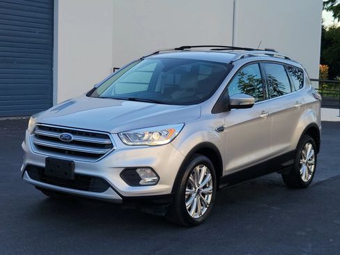 Used 2017 Ford Escape Titanium AWD/4WD image 1