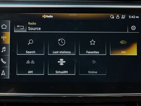 Used 2023 Audi RS Q8 w/ Black Optic Package image 87
