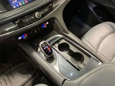 Used 2021 Buick Enclave Essence w/ Sound and Sites Package image 18