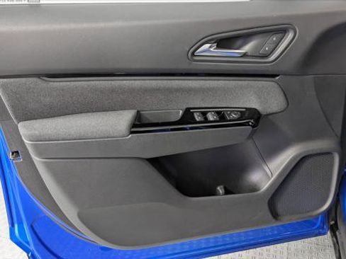 Used 2024 Honda Prologue EX image 13