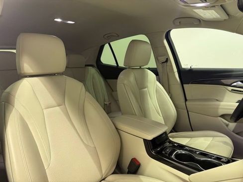 Certified 2022 Buick Envision Essence w/ Technology Package I image 28