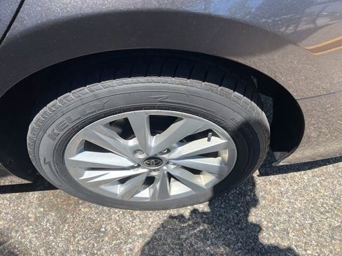 Used 2021 Toyota Camry LE AWD/4WD image 6