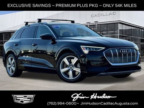 Used 2019 Audi e-tron Premium Plus image 1