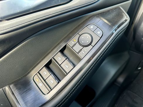 New 2026 Nissan Rogue SV AWD/4WD image 26