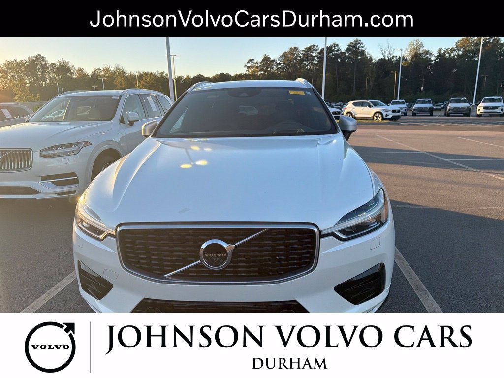 Used 2018 Volvo XC60 T5 R-Design w/ Convenience Package AWD/4WD image 4