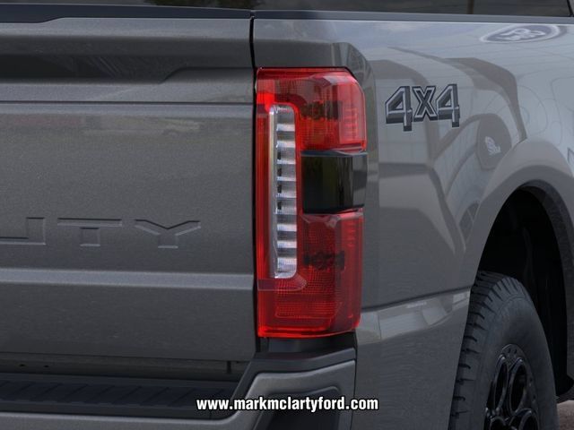 New 2026 Ford F250 XLT w/ XLT Premium Package AWD/4WD image 21