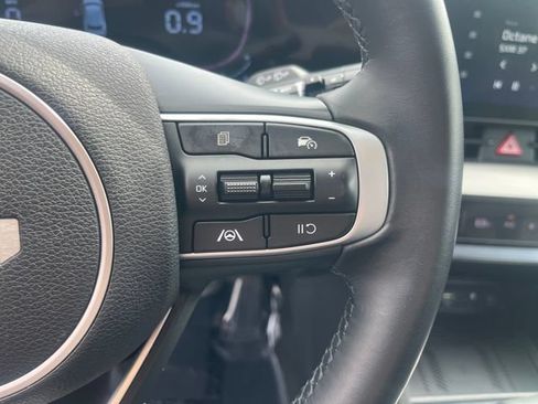 Used 2023 Kia Sportage EX FWD image 28