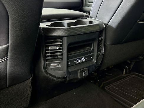 Used 2024 RAM 3500 Limited AWD/4WD image 20