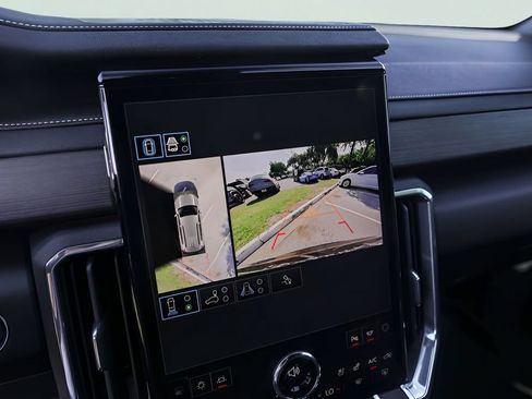 Used 2024 GMC Acadia Denali w/ Super Cruise Package FWD image 20