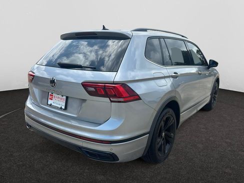 Used 2023 Volkswagen Tiguan SE R-Line FWD image 5