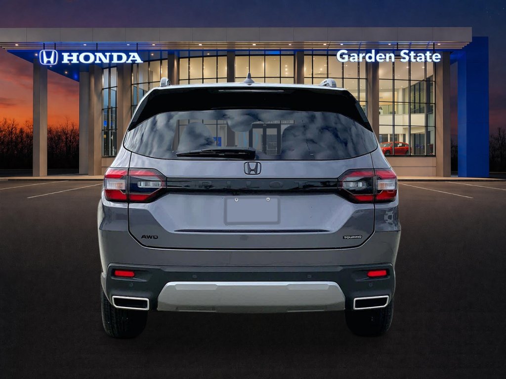 New 2026 Honda Pilot Touring image 3
