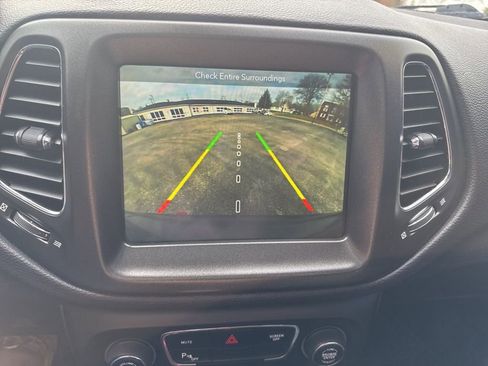 Used 2018 Jeep Compass Trailhawk w/ Leather Interior Group image 36