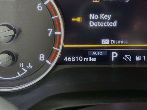 Used 2024 Nissan Rogue SV image 18