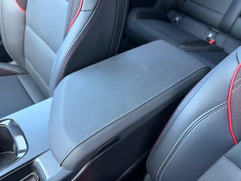Used 2024 Chevrolet Equinox EV RS FWD image 27