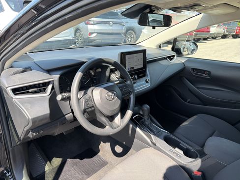 Used 2023 Toyota Corolla LE w/ Carpet Mat Package (TMS) FWD image 8