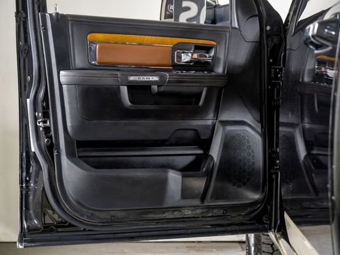 Used 2016 RAM 2500 Longhorn image 33